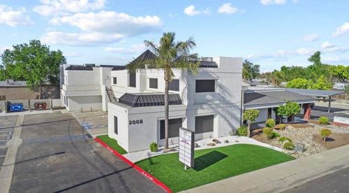 102-2008 W Dorothea Ave, Visalia, CA, 93277-7300 | Card Image