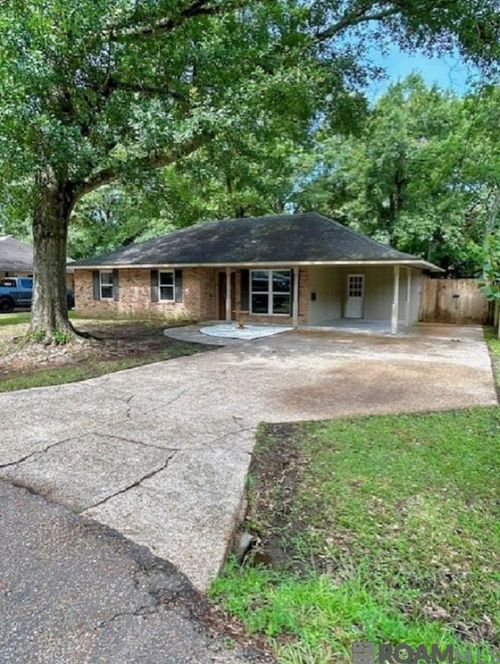 1217 Kline St, Denham Springs, LA, 70726-4207 | Card Image