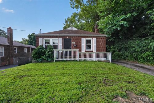 334 Northridge Dr, Saint Louis, MO, 63137-3657 | Card Image