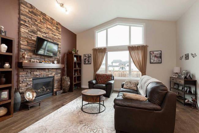 342 Sixmile Ridge S, House other with 4 bedrooms, 3 bathrooms and 4 parking in Lethbridge AB | Image 9