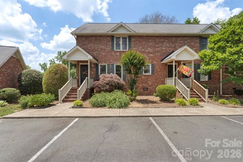 1152 Crestmont Dr Se, Concord, NC, 28025-8796 | Card Image