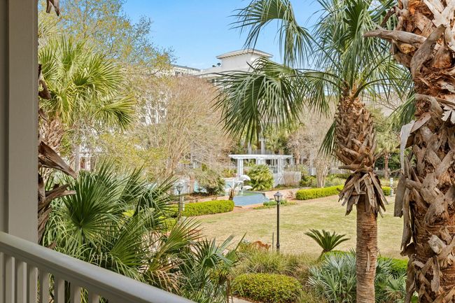 Courtyard with Pool | Image 18