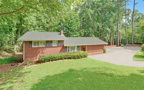4593 T Moore Rd, Oakwood, GA, 30566-2104 | Card Image