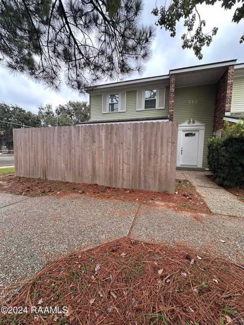 apt-812-200 Lodge Drive, Lafayette, LA, 70506 | Card Image