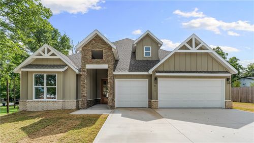 811 N Mount Olive, Siloam Springs, AR, 72761 | Card Image