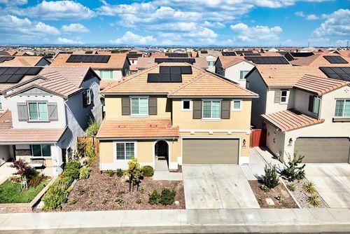 7032 Golden Glow Way, Roseville, CA, 95747-4458 | Card Image