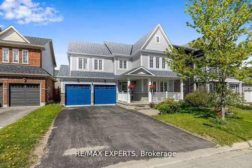 10 Snowden Ave, Barrie, ON, L4M7H3 | Card Image