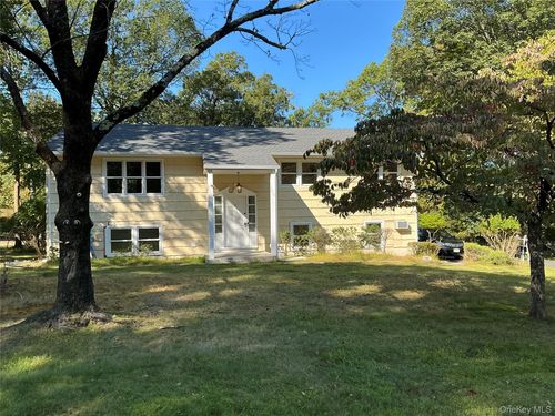 3 Ehret Dr, Monsey, NY, 10952-5008 | Card Image