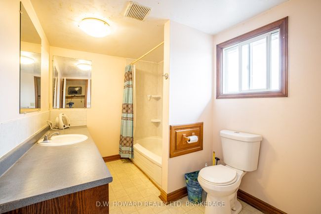 4201 Fox Rd, House other with 3 bedrooms, 2 bathrooms and 10 parking in Stevensville ON | Image 13