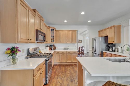 3208 Woodspring Ct, Nashville, TN, 37211-7051 | Card Image