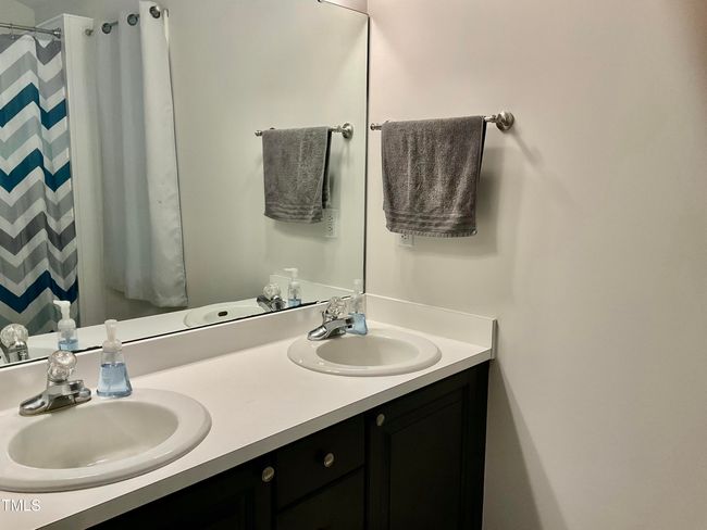Primary Bathroom | Image 43