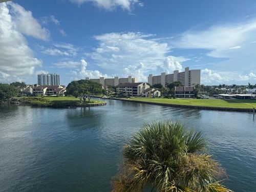 403-20 Yacht Club Dr, North Palm Beach, FL, 33408-3983 | Card Image