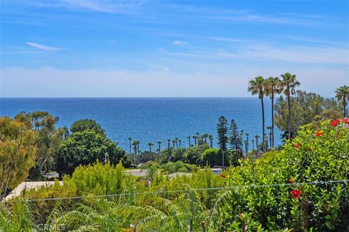 f19-30802 Coast Hwy, Laguna Beach, CA, 92651-4200 | Card Image