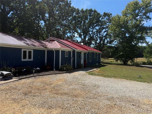 515 Maiden Ln, Cuba, MO, 65453-1020 | Card Image