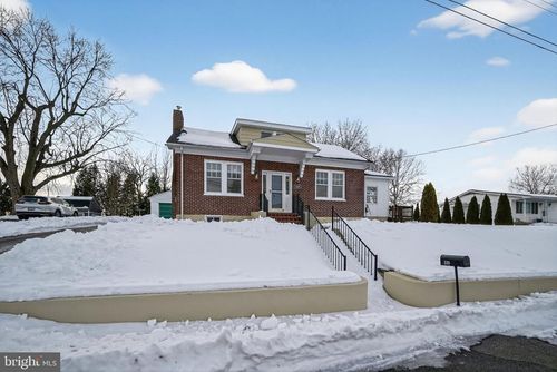 320 S Artizan Street, WILLIAMSPORT, MD, 21795 | Card Image