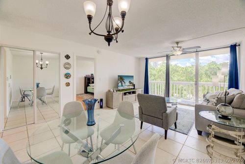 343-7081 Environ Blvd, Lauderhill, FL, 33319-4208 | Card Image