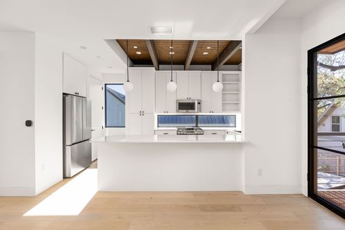 2-1603 Chelsea Lane, Austin, TX, 78704 | Card Image