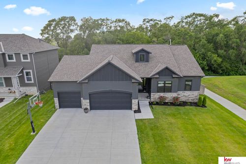 10302 S 207th St, Gretna, NE, 68028-4129 | Card Image