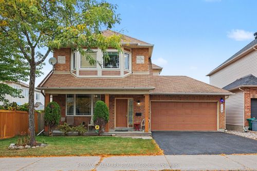 118 Hollowbrook Dr, Nepean, ON, K2J5N8 | Card Image