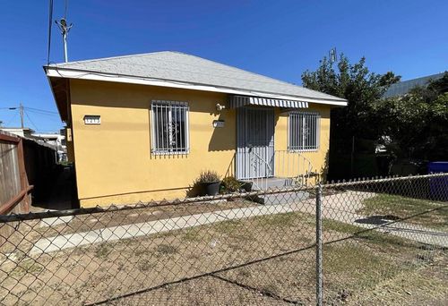 1215 Hoover Ave, National City, CA, 91950 | Card Image