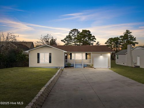 821 S Shore Dr, Southport, NC, 28461-8814 | Card Image