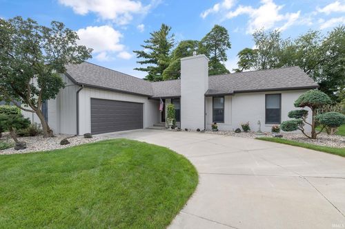 1755 Crabtree Ln, Elkhart, IN, 46514-4272 | Card Image