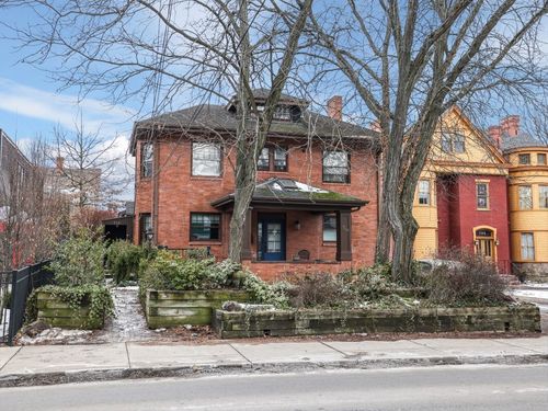 712 S Aiken Ave, Shadyside, PA, 15232-1409 | Card Image