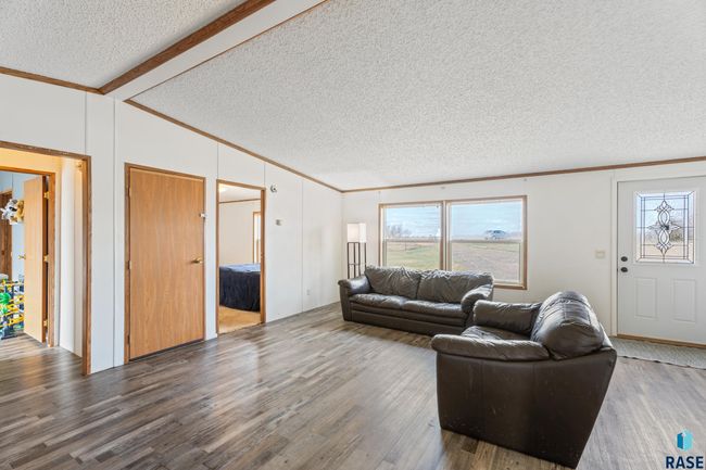27052 463 Rd Ave, House other with 3 bedrooms, 2 bathrooms and null parking in Chancellor SD | Image 7