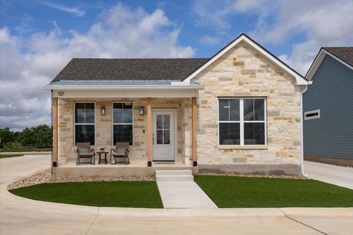 unit-121-802 S Creek St, Fredericksburg, TX, 78624-4888 | Card Image