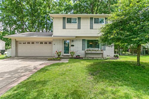 30215 Stockton Ave, Farmington Hills, MI, 48336-3444 | Card Image