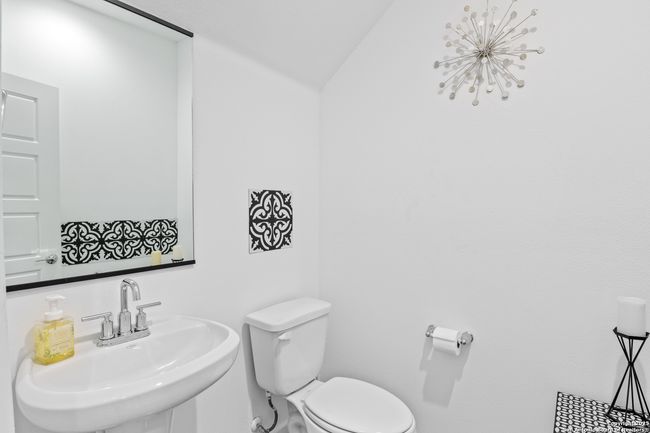 UNIT-401 - 211 Utah St, Townhouse with 2 bedrooms, 3 bathrooms and null parking in San Antonio TX | Image 25