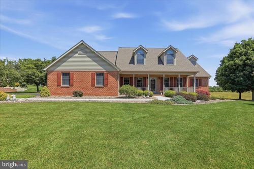 255 Audubon Ct, CHAMBERSBURG, PA, 17202-4492 | Card Image
