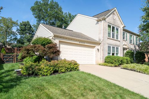 8442 Woodcreek Dr, Florence, KY, 41042-8261 | Card Image