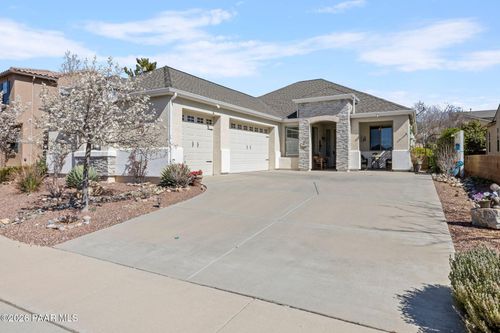 6877 E Lynx Wagon Rd, Prescott Valley, AZ, 86314-1932 | Card Image