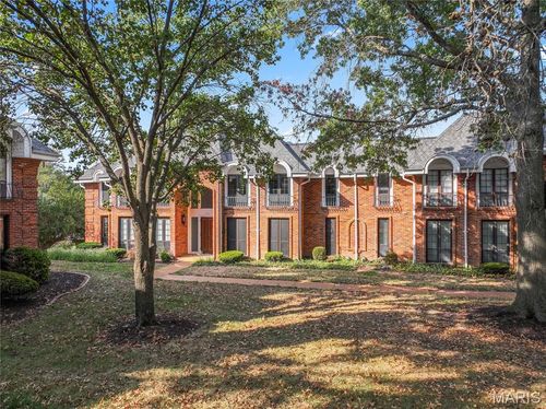 apt-3-920 Claytonbrook Dr, Ballwin, MO, 63011-1575 | Card Image