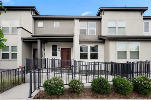 16249 E Elk Dr, Denver, CO, 80239-5494 | Card Image