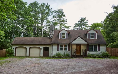 1649 E Manchester Road, Manchester, VT, 05255 | Card Image