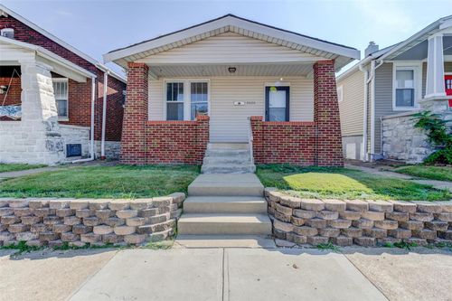 5436 Bates, St Louis, MO, 63116 | Card Image