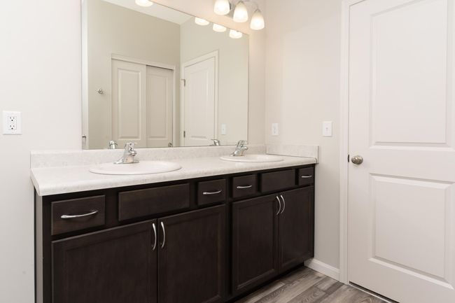 325 Cornwall Dr, Condo with 2 bedrooms, 2 bathrooms and 2 parking in Florence KY | Image 17