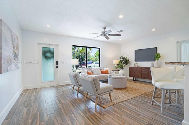 1770 Sw 32 Nd Ct, House other with 3 bedrooms, 2 bathrooms and null parking in Fort Lauderdale FL | Image 4
