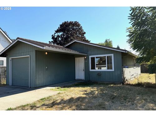 7716 Se Lamphier St, Milwaukie, OR, 97222-1054 | Card Image