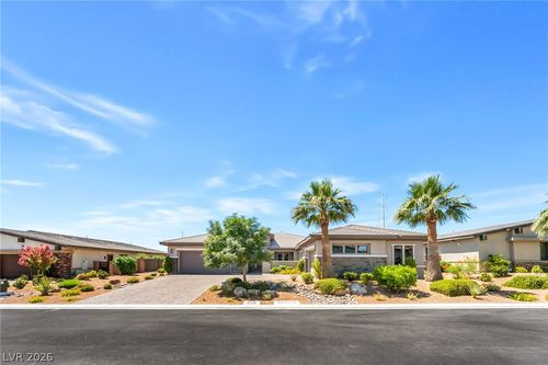 8477 Wolf Mountain Ct, Las Vegas, NV, 89129-1841 | Card Image