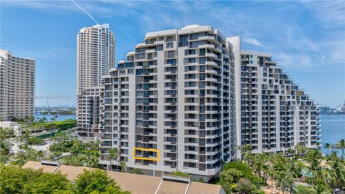 apt-a619-520 Brickell Key Dr, Miami, FL, 33131-2413 | Card Image