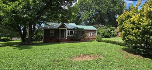3420 Valley Rd, Winston-Salem, NC, 27106-2529 | Card Image