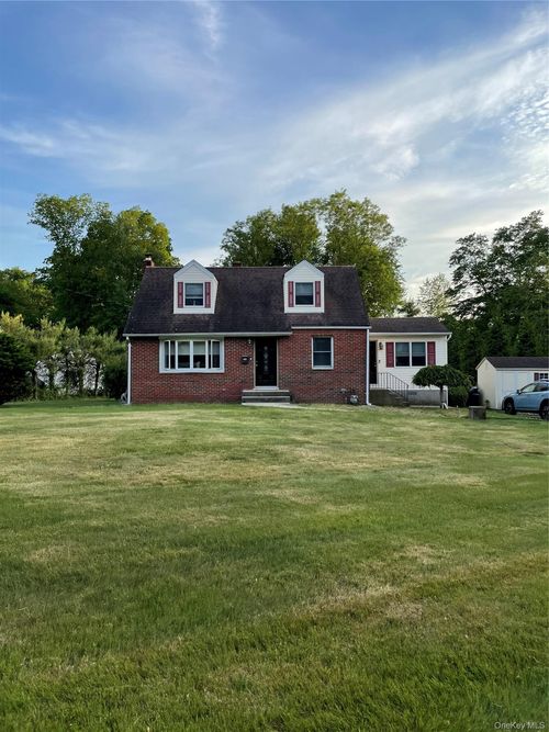 415 Blauvelt Rd, Blauvelt, NY, 10913-1535 | Card Image