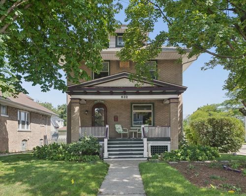 632 Thomas Ave, Forest Park, IL, 60130-1966 | Card Image