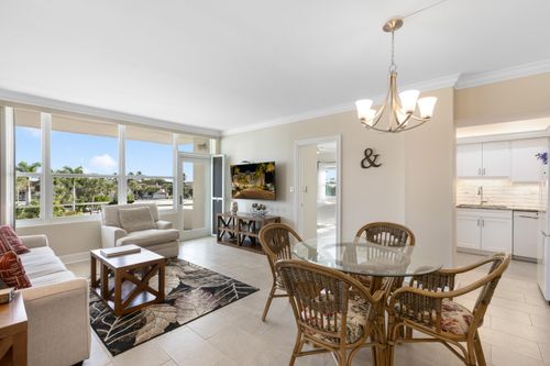 315-220 Seaview Ct, MARCO ISLAND, FL, 34145-3176 | Card Image
