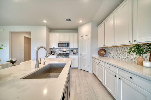 18810 Brookside Ridge Ln, Manvel, TX, 77578-5296 | Card Image