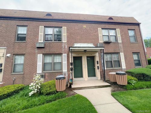 7107A Park Dr E, Kew Garden Hl, NY, 11367 | Card Image