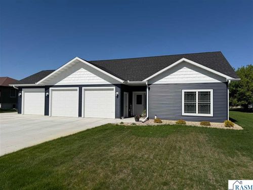 12986 Meadow Creek Drive, Searles, MN, 56073 | Card Image